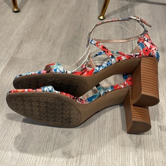 Kelly & Katie Daton Colourful Floral Fabric Strappy Sandals Block Heel 9.5 - Picture 9 of 10